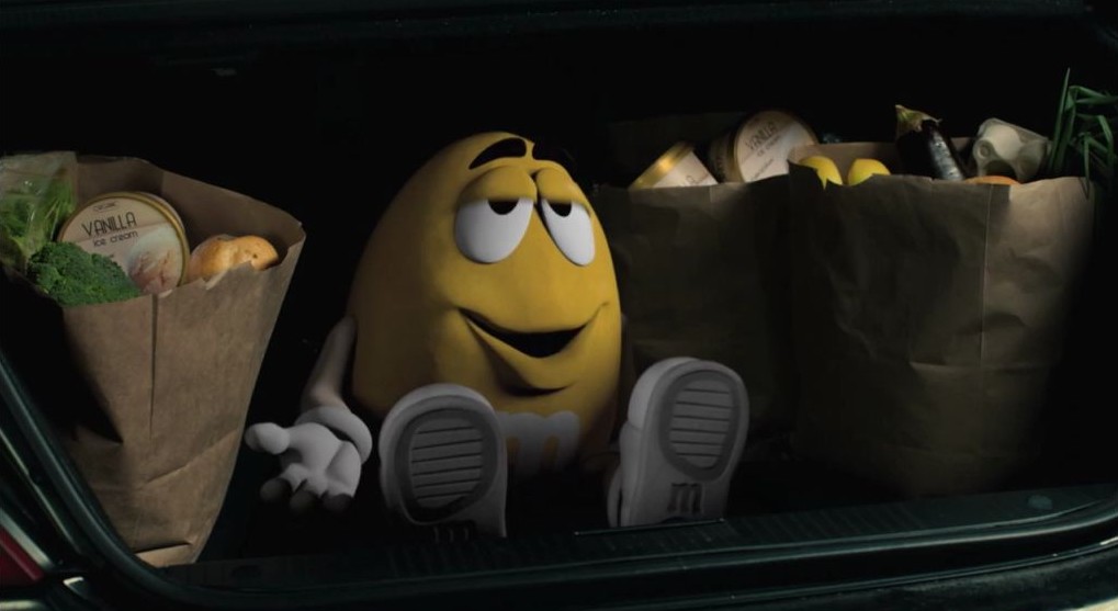 m&ms jaune avec pub du super bowl